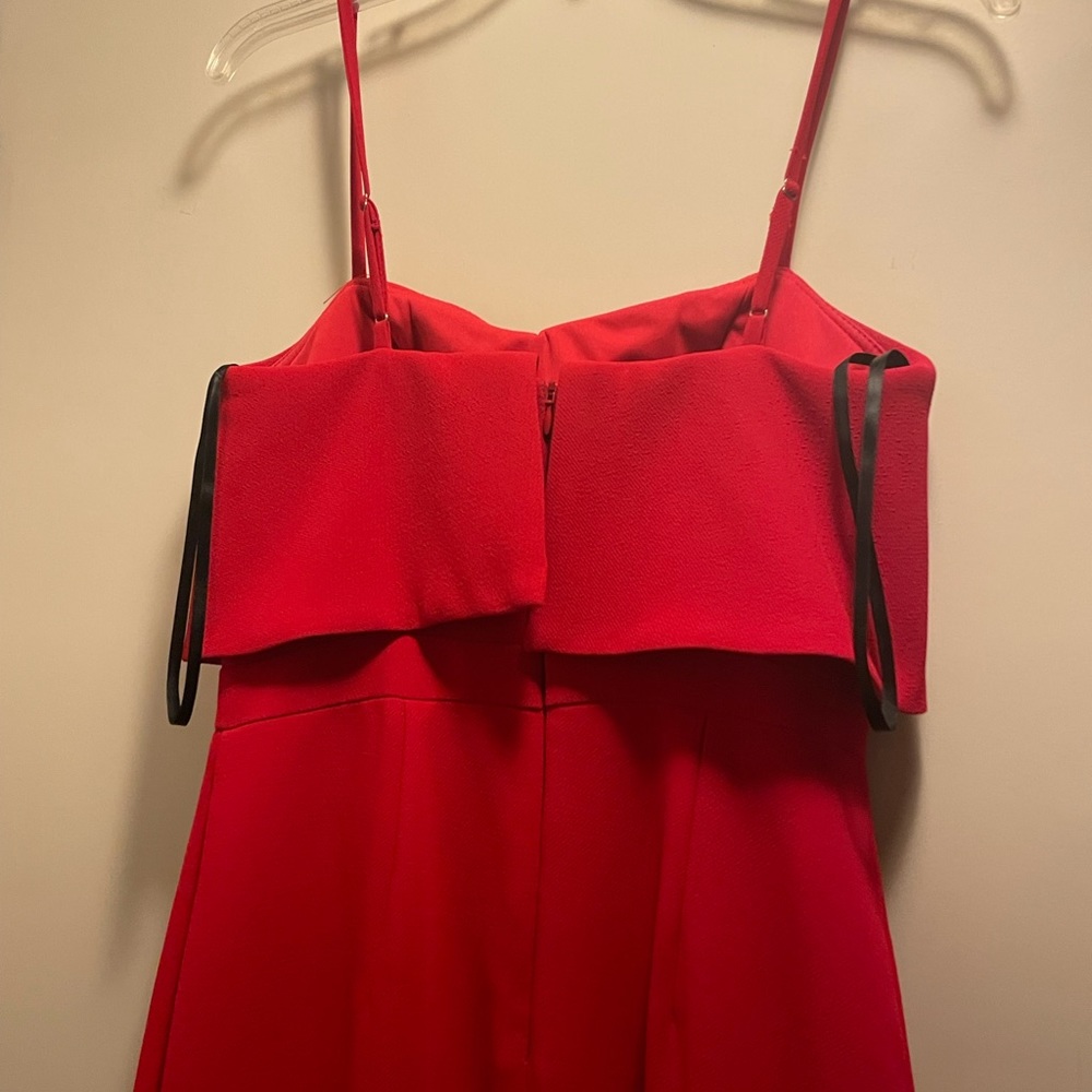Red Gown - Picture 3 of 3